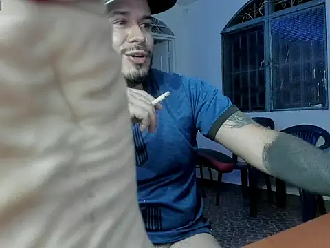 ragnar_lothbrok777 élő XXX-chatje