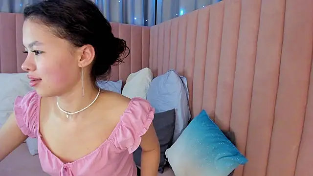 Chat +18 de moco_choco ao vivo