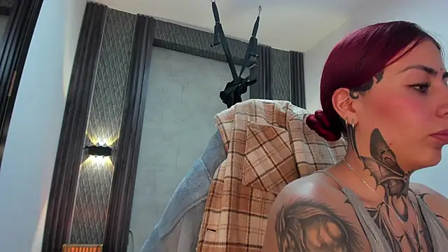 selene_red_ Live XXX Chat