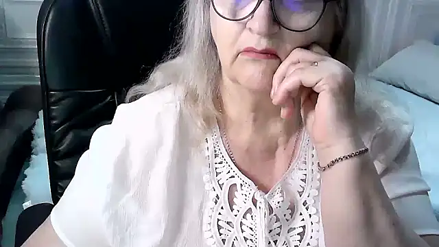 LolkaAlyss – Kamerová šou