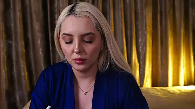 VictoriaMorrone Live XXX-chat