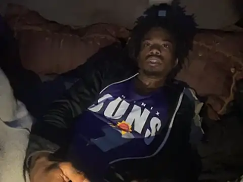 Chat +18 de SlimeCrownzOut5 ao vivo