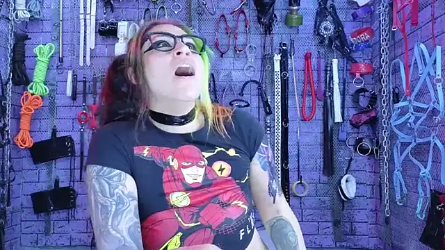 Chat +18 de PANDORANEZZ ao vivo