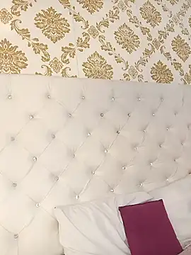 pinky__bunny Adlı Modelin Canlı XXX Sohbeti