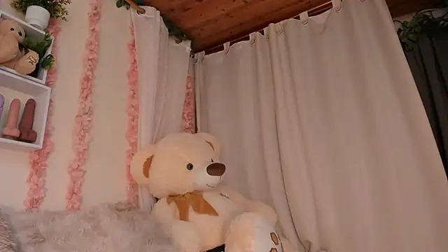 Idara_Rosse Chat XXX in diretta