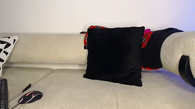 CurvyGlass élő XXX-chatje