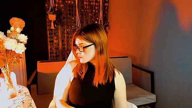 EllieFoxy – Naživo XXX chat