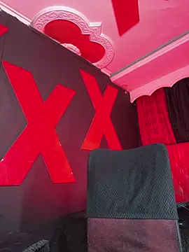 abrilbigcock 现场XXX聊天