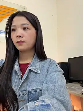 ThAmanda2のライブXXXチャット