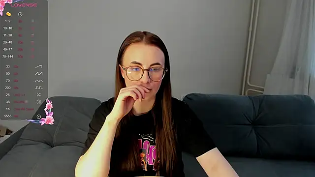 MewStella's Live XXX Chat