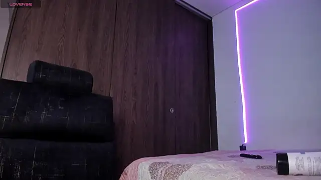 maazikeenx 现场XXX聊天