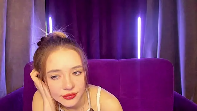 VasilisaTheWiseX: απευθείας συνομιλία ΧΧΧ