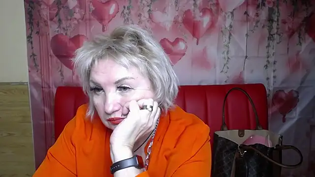 RenataDaster: онлайн-секс-чат