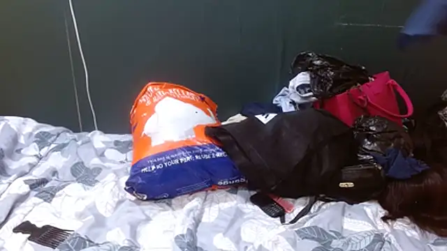 XXX chat uživo modela FATTYPUSSY31