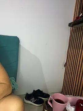 hotcasal69 webcam show