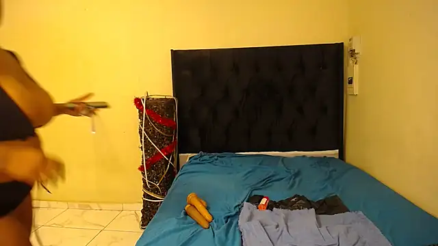 Pokazy przed kamerką – sexydiamond15