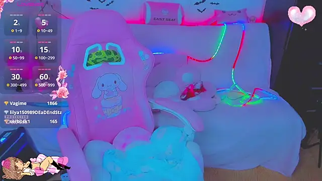 Lolisuccub webcam show