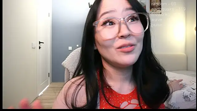 XXX chat uživo modela _JiKey_