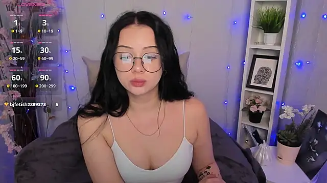 Lori__Hell Live XXX Chat