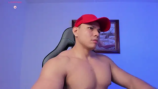 RoyConstance élő XXX-chatje