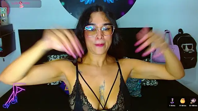 Ana_Riderr élő XXX-chatje