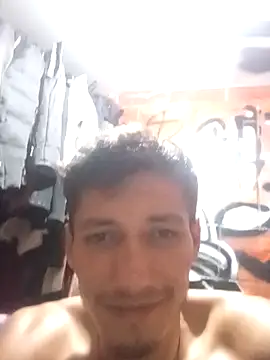 alexandercruz élő XXX-chatje