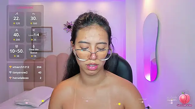 XXX chat uživo modela raven_stonee