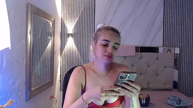 ashley__tylor live XXX chat