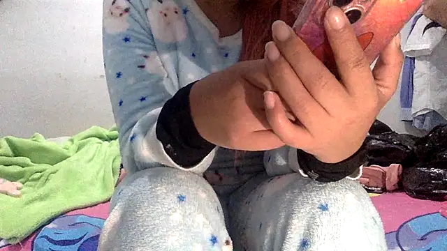 sharonlopez9611 live XXX chat