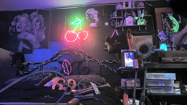 Splash_Queen420 即時 XXX 聊天