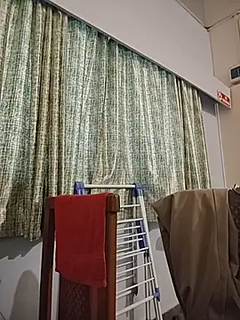 Chat XXX en directo de NakedMILFx