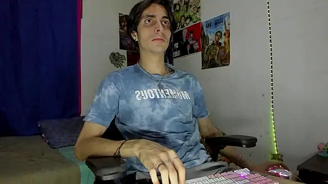 Онлайн чат XXX golden_ryyan