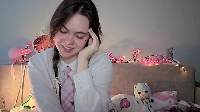 _momomochi_'s Live XXX Chat