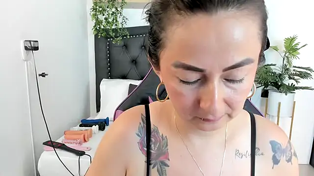 sahara1802 – Live XXX-chat