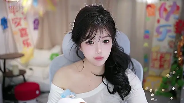 CecilyのライブXXXチャット