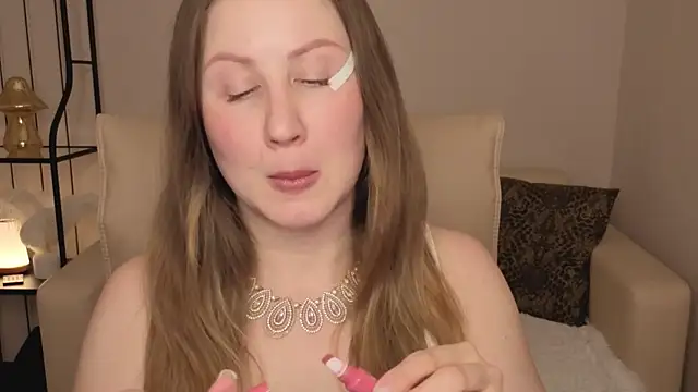 แชท XXX สดของ Helens_love