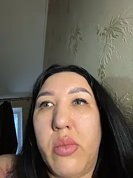 Naughtbaby_2025 Live XXX-Chat