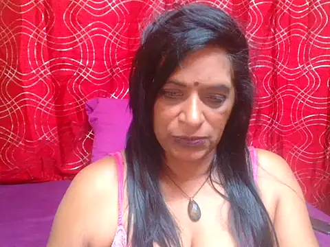 INDIANFUSIONのライブXXXチャット