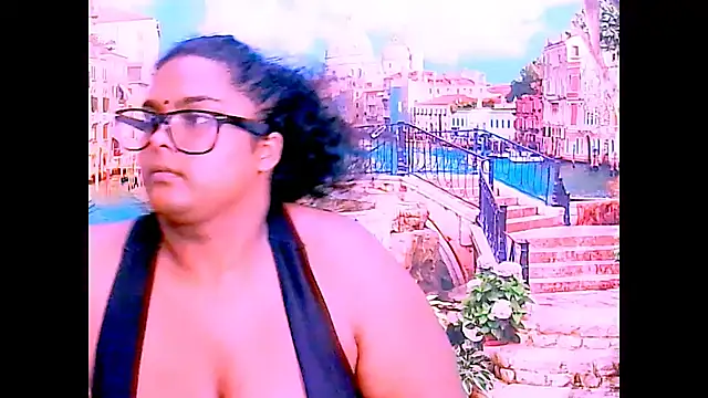 Indianfairy99 Adlı Modelin Canlı XXX Sohbeti