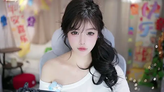 CecilyのライブXXXチャット