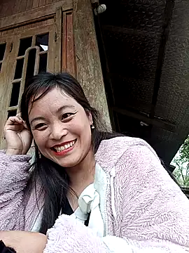 Chat XXX en directo de Alice-567