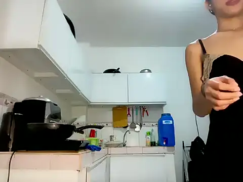 دردشة CassieSommereux الجنسية المباشرة