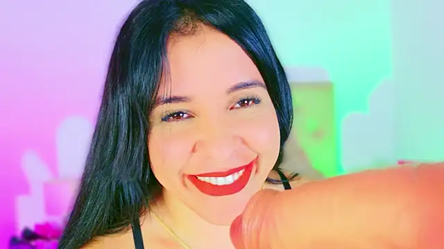 دردشة CharlootteEvans الجنسية المباشرة