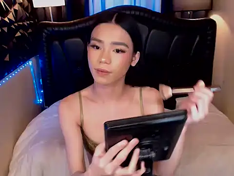 ItsurGirlMiana Pertunjukan Webcam