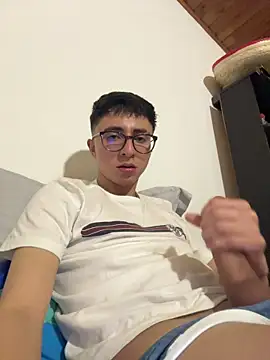 CamiRojas_boy 在線直播表演