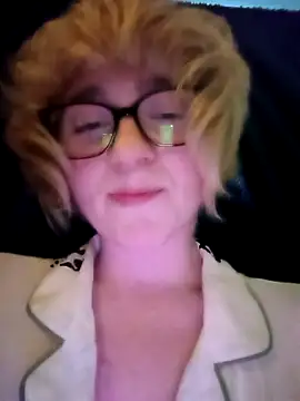 mcjbgfhgjhiiilllufjyf: онлайн-секс-чат