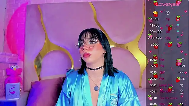 NaniiSisy Chat XXX in diretta