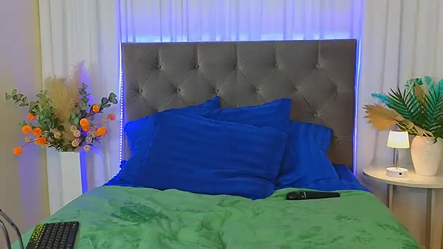 Chat XXX en directo de Ariana_Petite