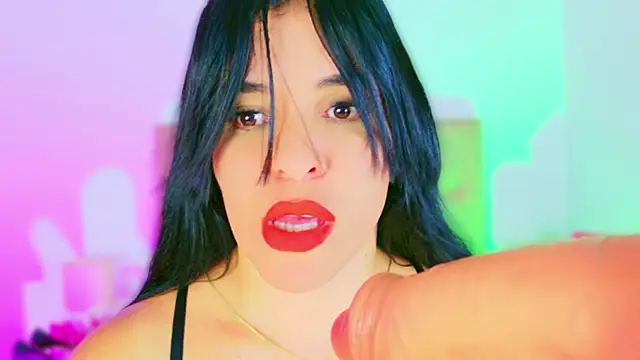 CharlootteEvansn Live XXX chat