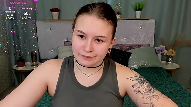 MilanaXHoney – Naživo XXX chat